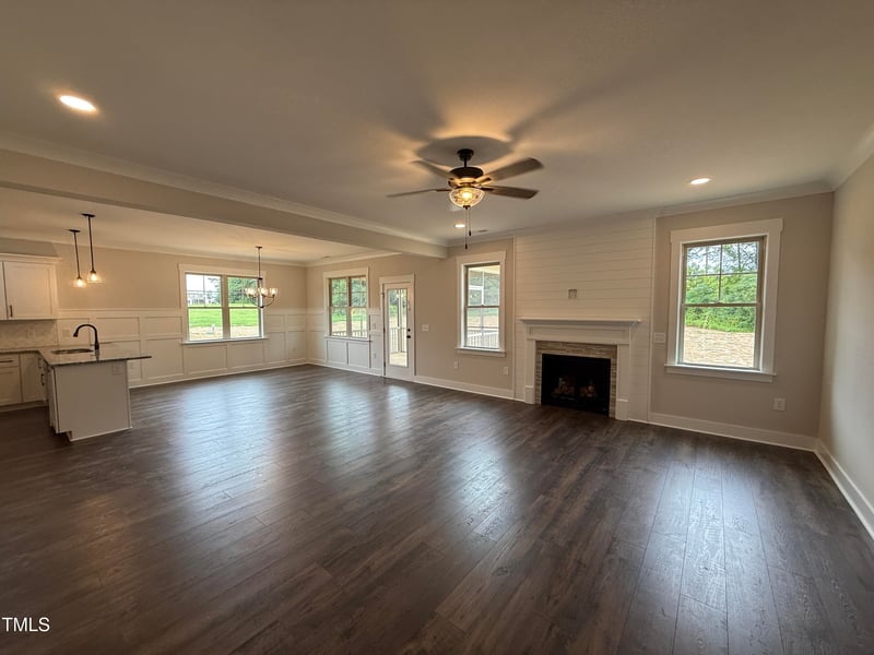 145 Tee Dr, Selma, NC 27576
