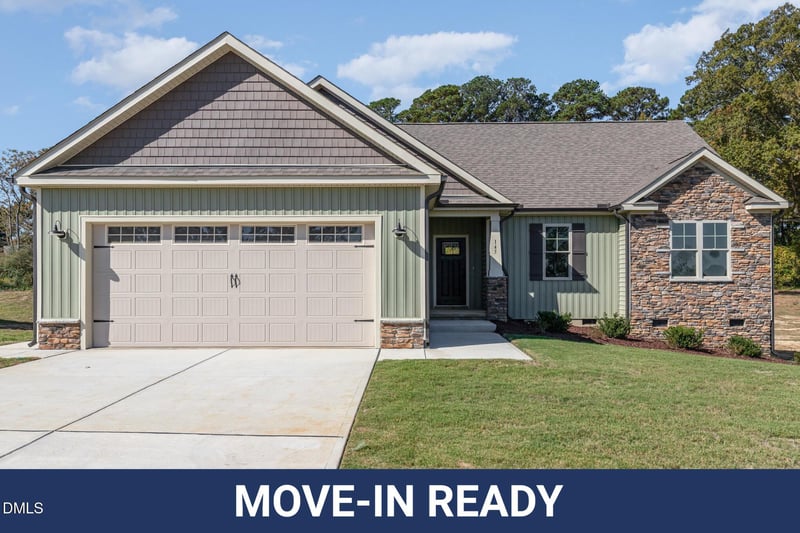 145 Tee Dr, Selma, NC 27576