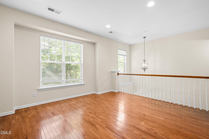145 Vintage Dr, Chapel Hill, NC 27516