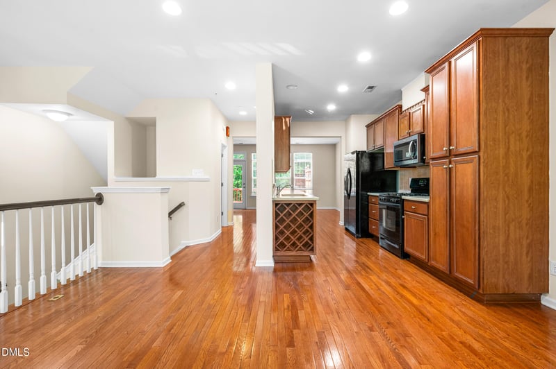 145 Vintage Dr, Chapel Hill, NC 27516