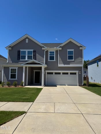 145 Willow Grove Ln, Fuquay Varina, NC 27526