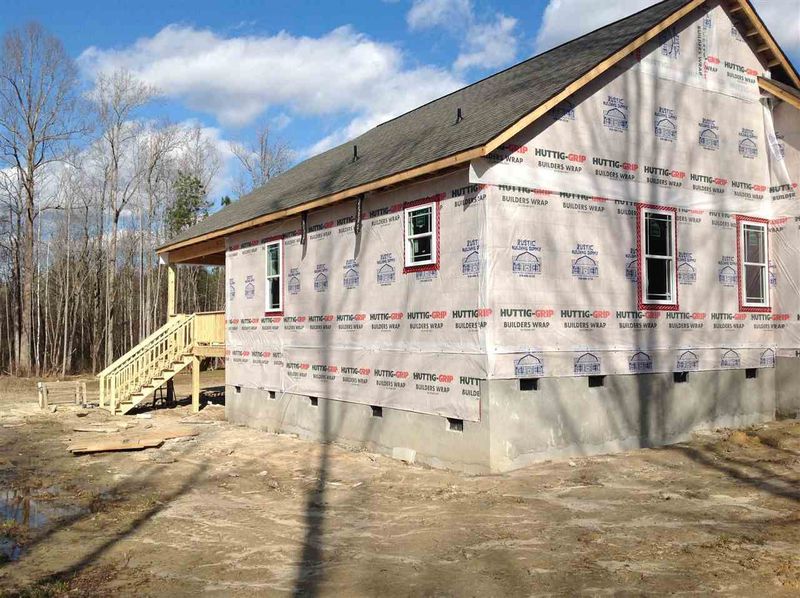 145 Willowcrest Dr, Louisburg, NC 27549