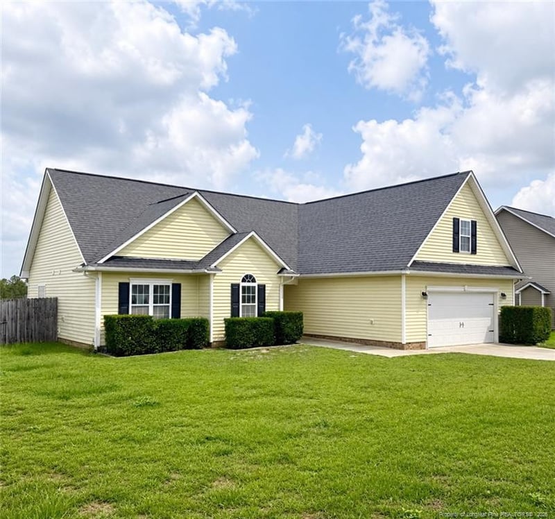 145 Wood Point Dr, Lillington, NC 27546