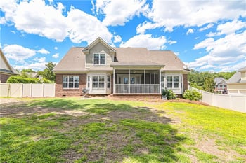 1450 Vergeland Dr, Hope Mills, NC 28348