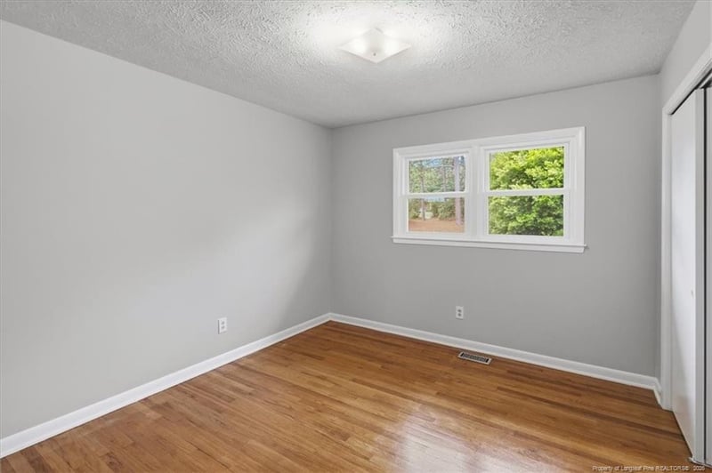 1451 Greenock Ave, Fayetteville, NC 28304