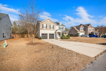 1453 Dulles Rd, Hope Mills, NC 28348