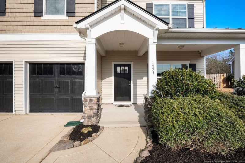 1453 Dulles Rd, Hope Mills, NC 28348