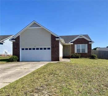 1454 Mingary Ave, Fayetteville, NC 28306