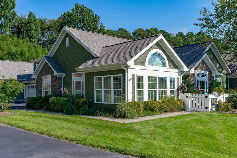 1455 Orchard Villas Ave, Apex, NC 27502