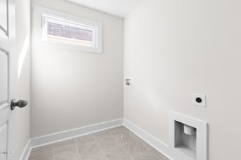 1457b Maplewood Dr, Durham, NC 27704