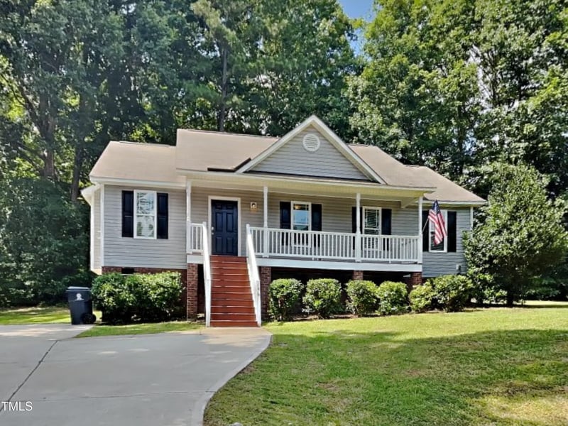 146 Apple Ct, Clayton, NC 27527