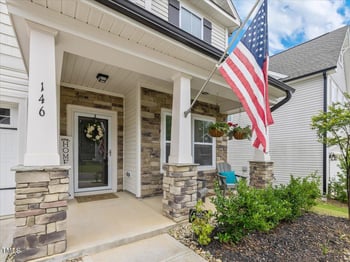 146 Bent Willow Dr, Clayton, NC 27527