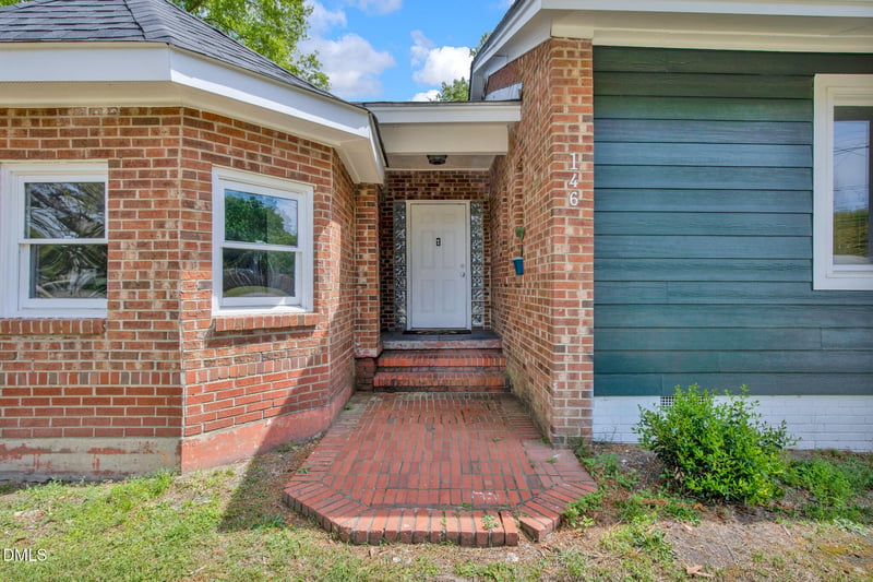 146 Bremer St, Fayetteville, NC 28303