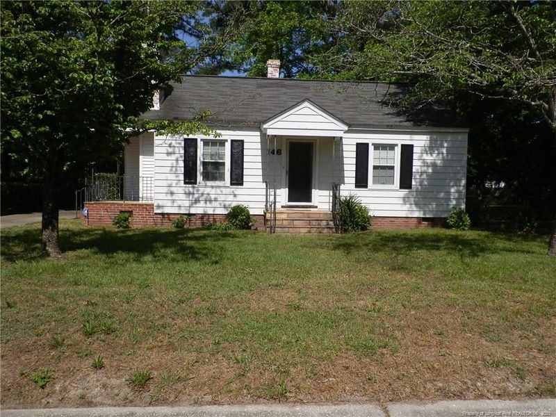 146 W Circle Ct, Fayetteville, NC 28301