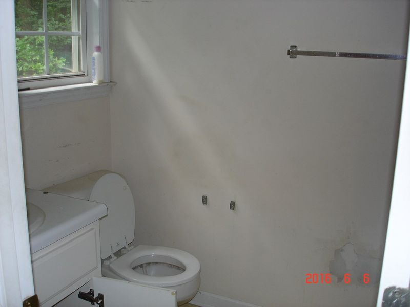 146 Hilltop Dr, Four Oaks, NC 27524