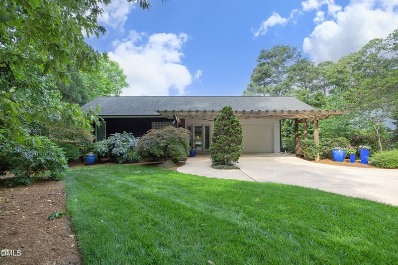 146 Lochwood West Dr, Cary, NC 27518