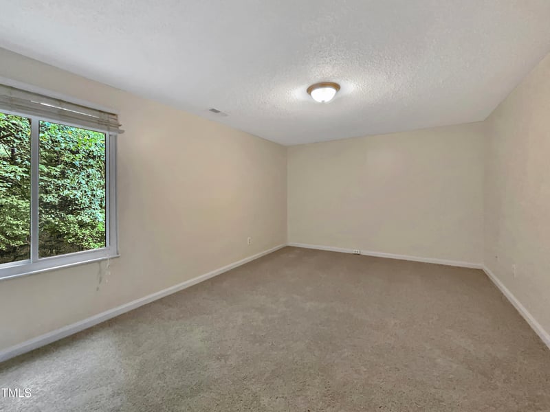 146 Luxon Pl, Cary, NC 27513