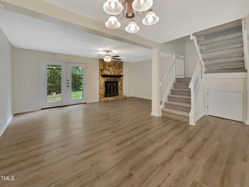 146 Luxon Pl, Cary, NC 27513