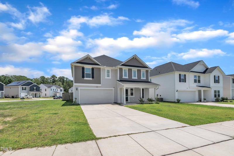 146 Maple Tree Ln, Clayton, NC 27527