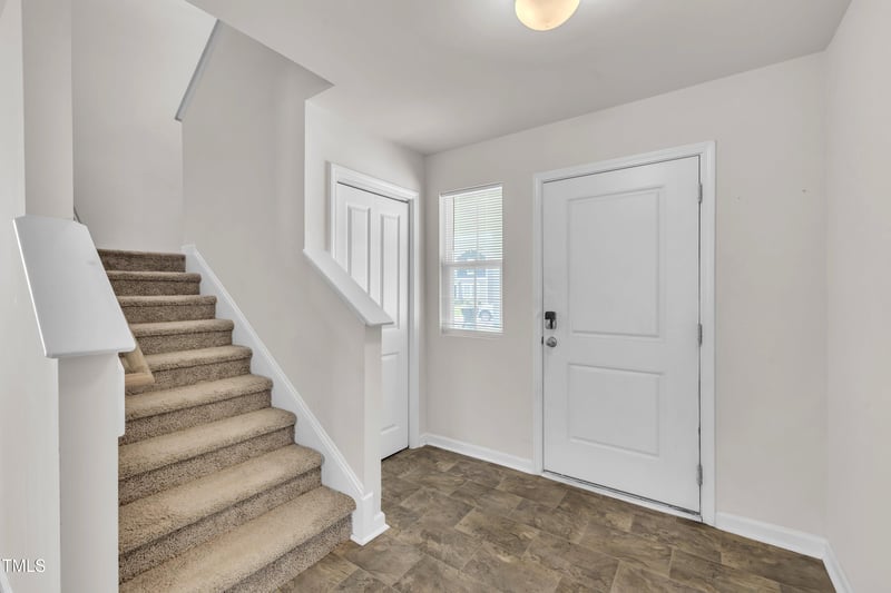 146 Maple Tree Ln, Clayton, NC 27527