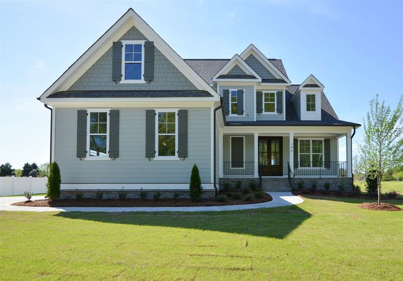 146 Old Hickory Dr, Raleigh, NC 27603