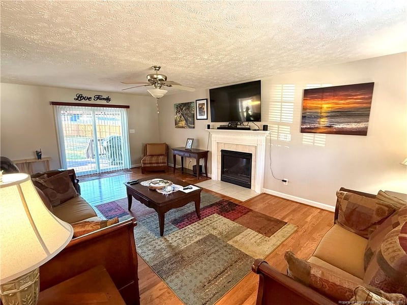 146 Rolling Stone Ct, Sanford, NC 27332