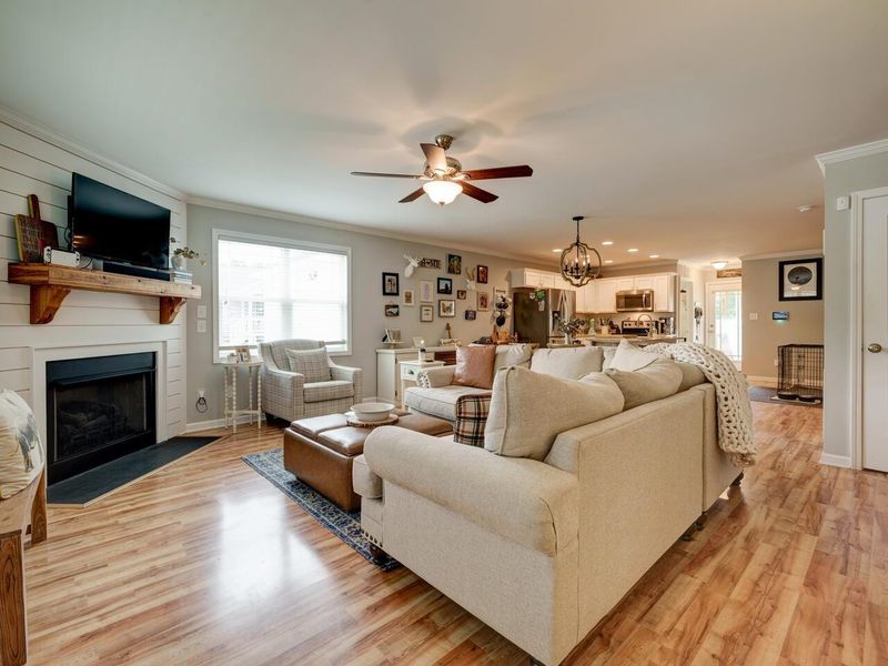 146 Thistle Dr, Selma, NC 27576