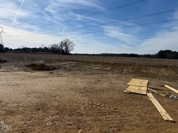 146 Turlington Landing Rd, Dunn, NC 28334