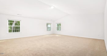 1461 Carisbrooke Dr, Mebane, NC 27302