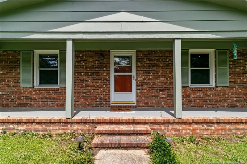 1465 Paisley Ave, Fayetteville, NC 28304