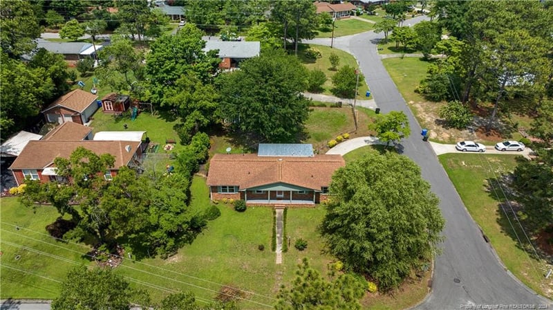 1465 Paisley Ave, Fayetteville, NC 28304