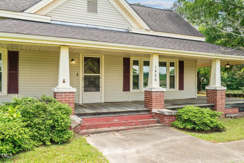 1466 Nc 27 E, Lillington, NC 27546
