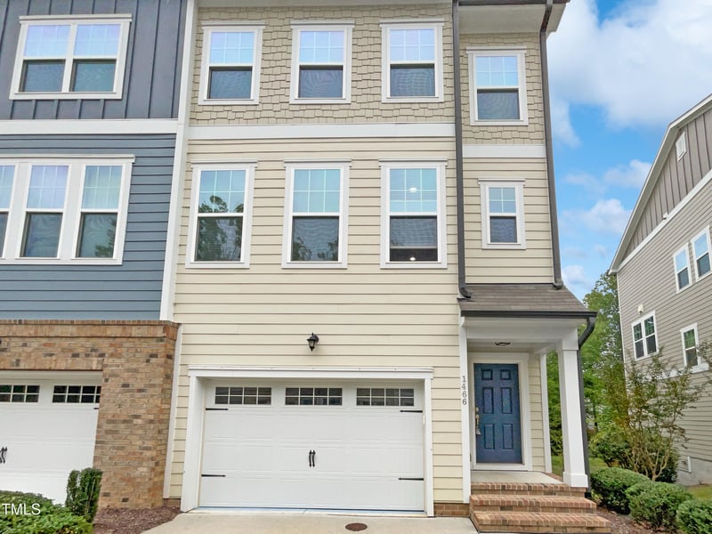 1466 Salem Creek Dr, Apex, NC 27502
