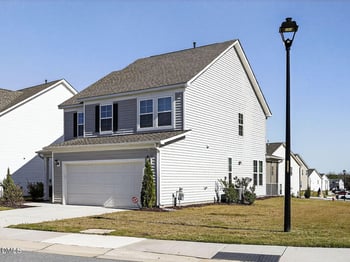 147 Antler Steel Dr, Clayton, NC 27527