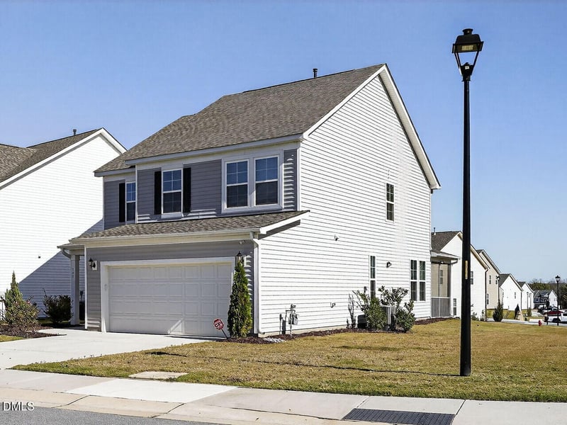 147 Antler Steel Dr, Clayton, NC 27527