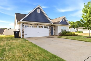 147 Campaign Dr, Mebane, NC 27302