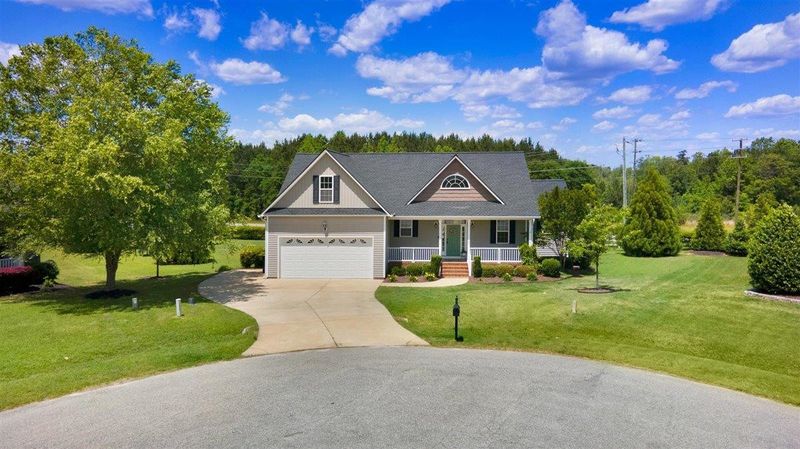 147 Eddlestone Ct, Clayton, NC 27520