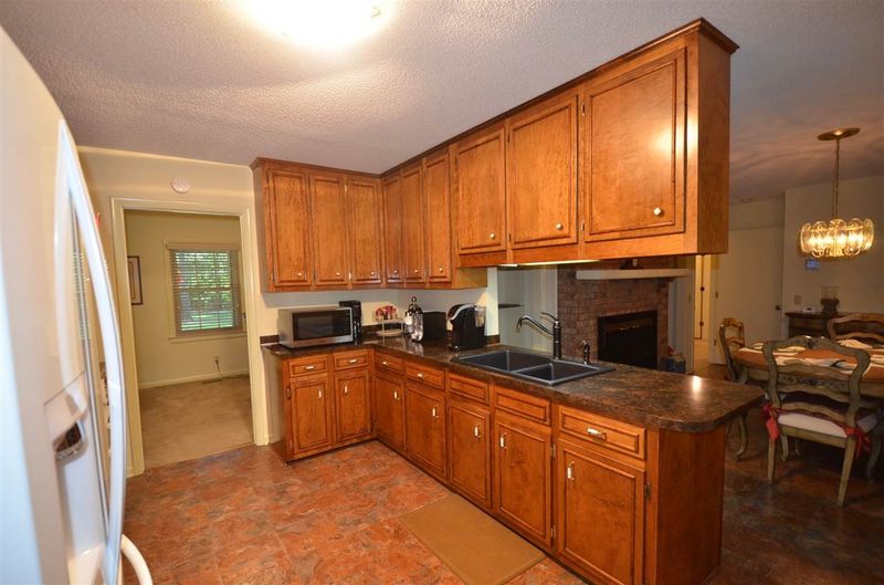 147 Hudson Hills Rd, Pittsboro, NC 27312