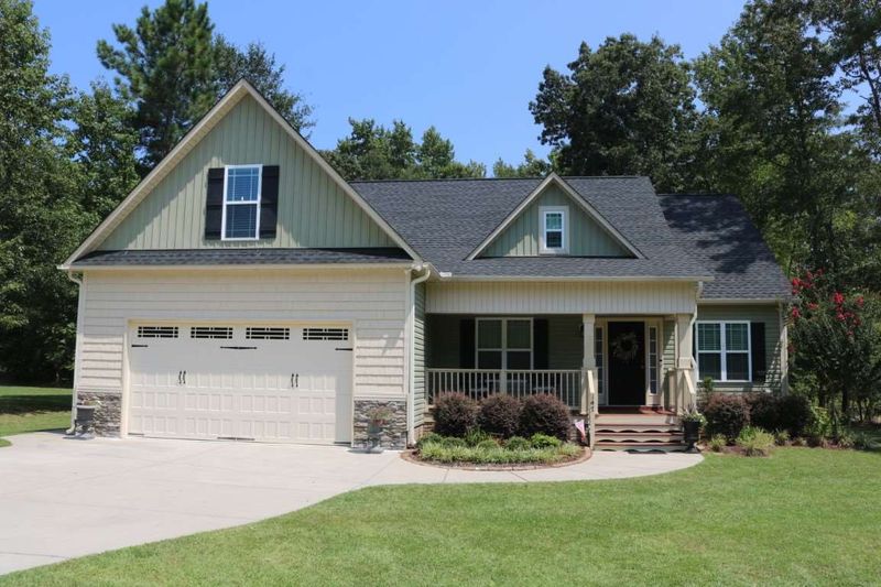147 Long Grass Dr, Smithfield, NC 27577