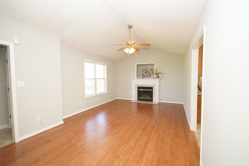 147 Red Star Ln, Clayton, NC 27520