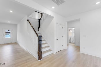 147 Rivulet Ct, Cary, NC 27519