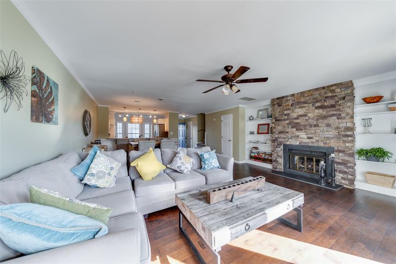 147 Spring Cove Dr, Cary, NC 27511