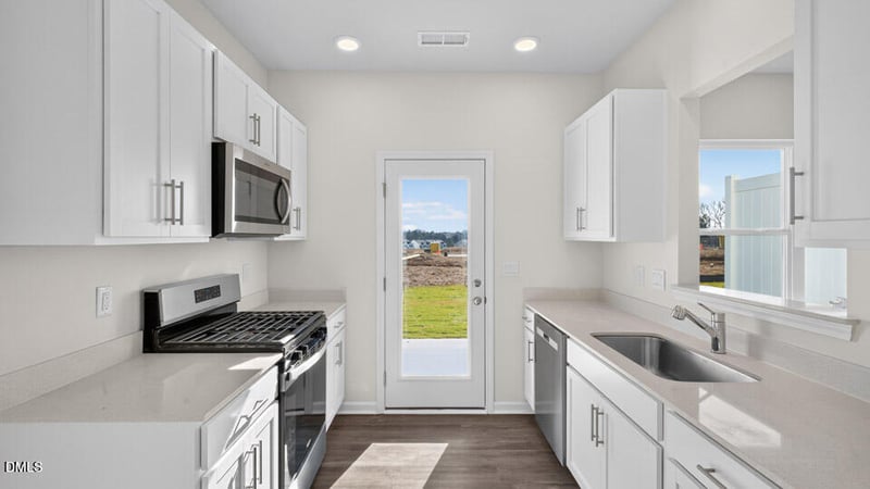147 Starlight St, Sanford, NC 27330