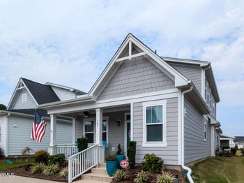 147 Village Walk Dr, Clayton, NC 27527