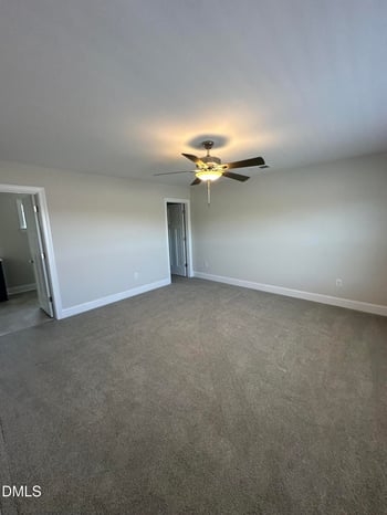 147 Village Walk Dr, Clayton, NC 27527