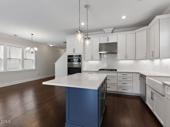 147 Village Walk Dr, Clayton, NC 27527
