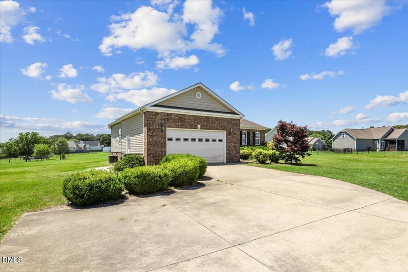 1470 Dollard Town Rd, Goldsboro, NC 27534