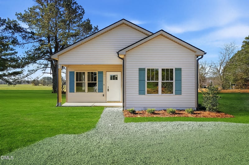 1471 Aquilla Rd, Benson, NC 27504