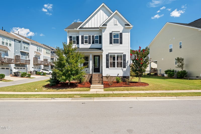 1471 Barn Door Dr, Apex, NC 27502