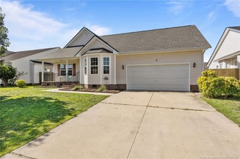 1473 Aultroy Dr, Fayetteville, NC 28306